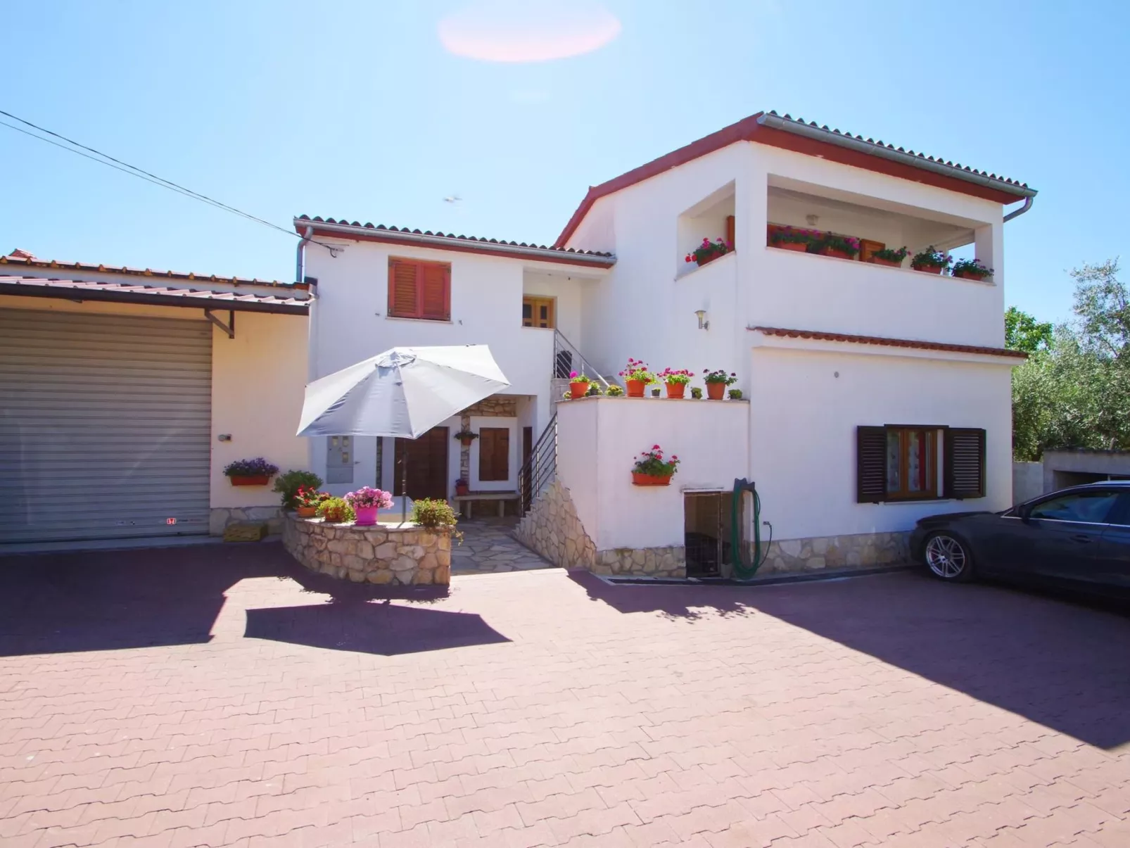 2 schlafzimmer ferienwohnung in viilage Loborika-Outside