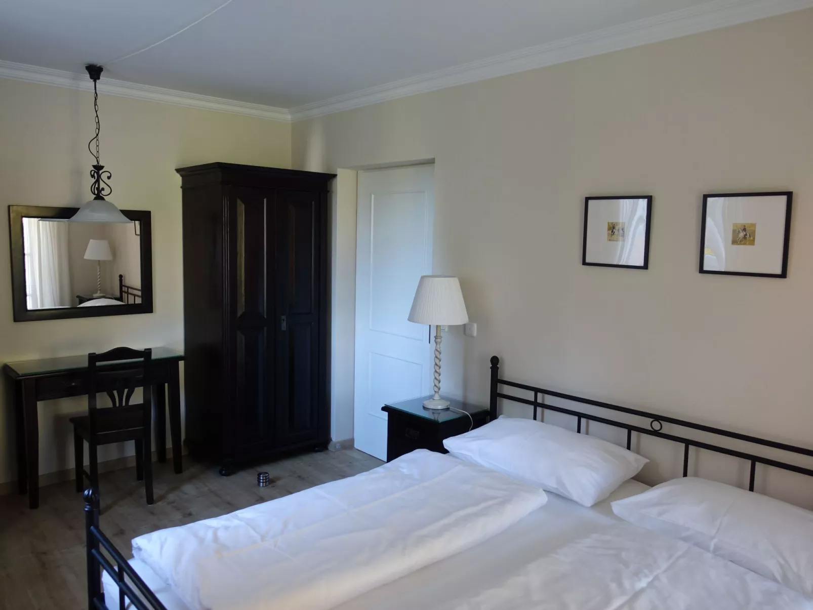 Landgut mit Terrasse-Image-tags.info