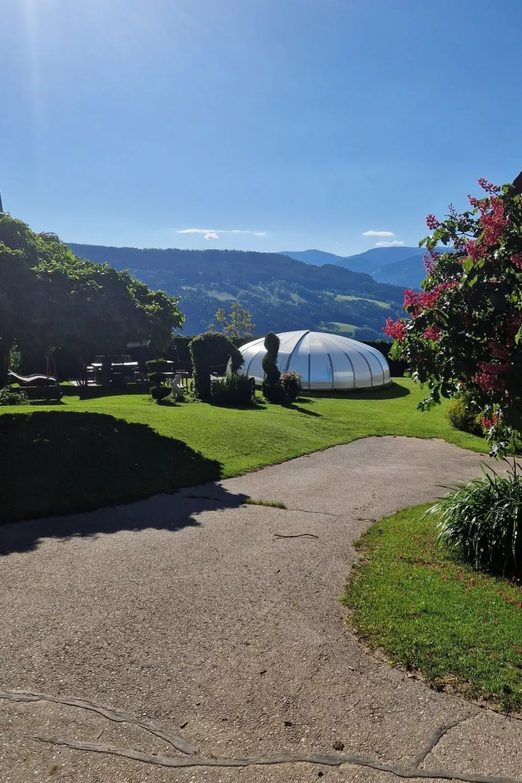 Bergbauernsuite-Outside