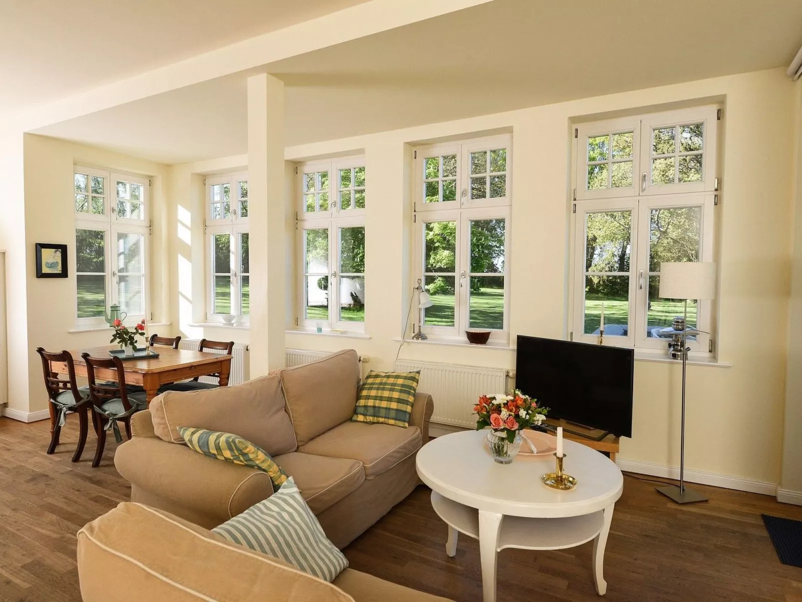 Wohnung im ersten Obergeschoss des Gutshauses-Inside