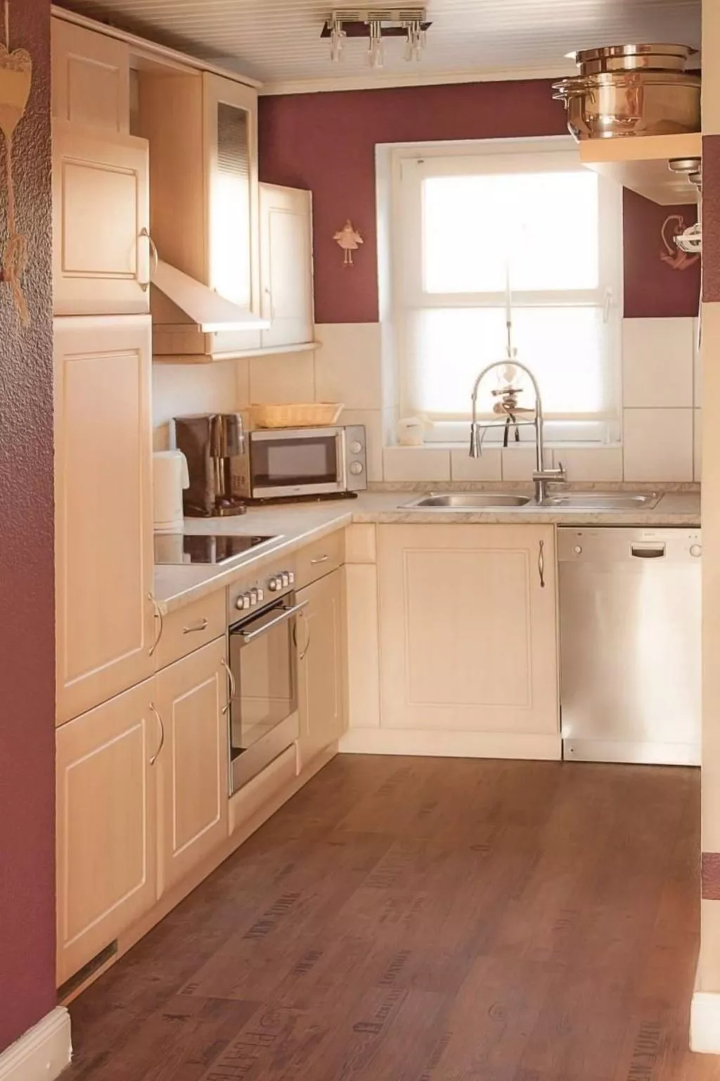 Familienfreundliches Ferienhaus mit Garten-Dedans