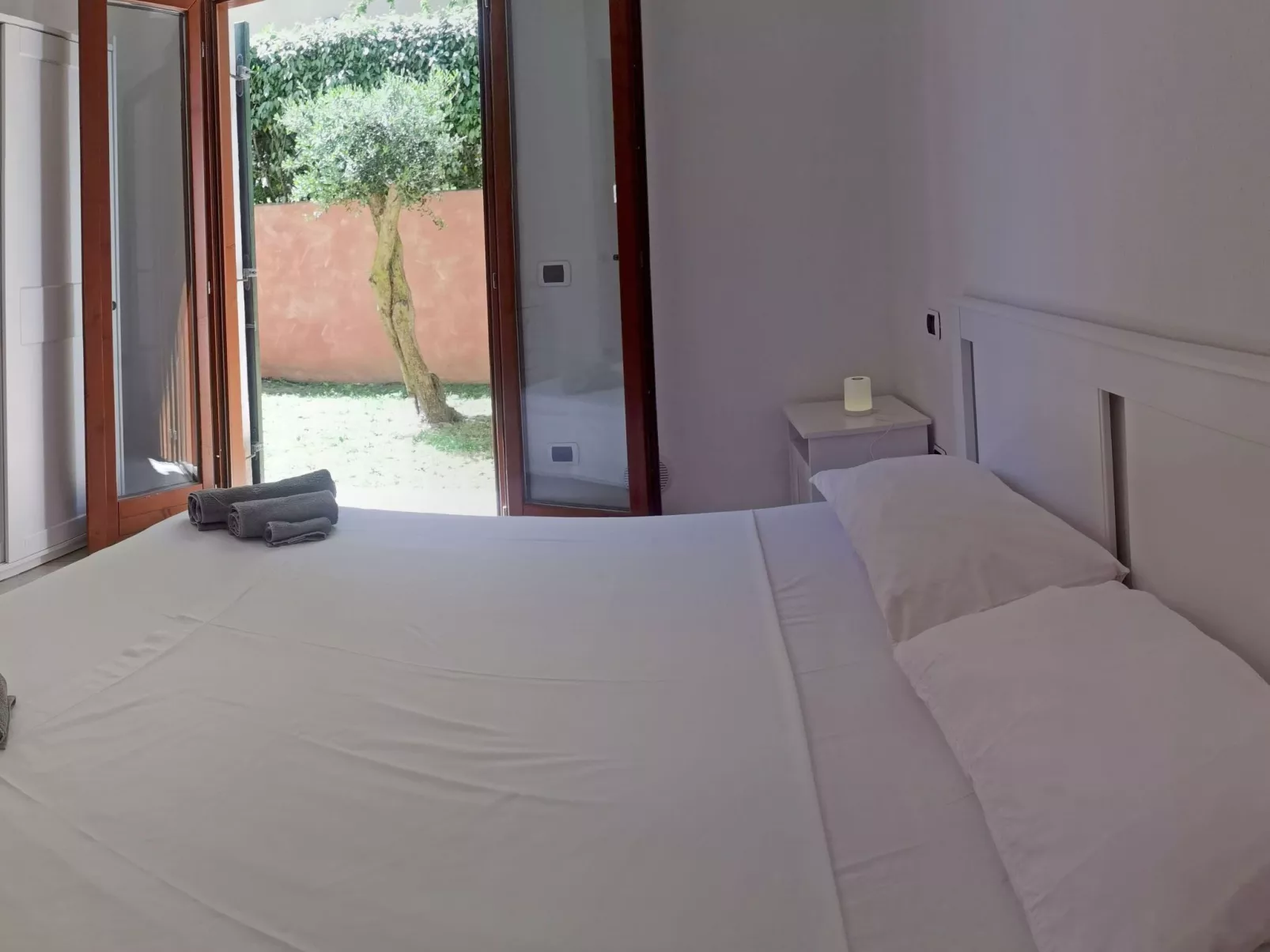 Schöne Wohnung in Residence mit Pool-Drinnen