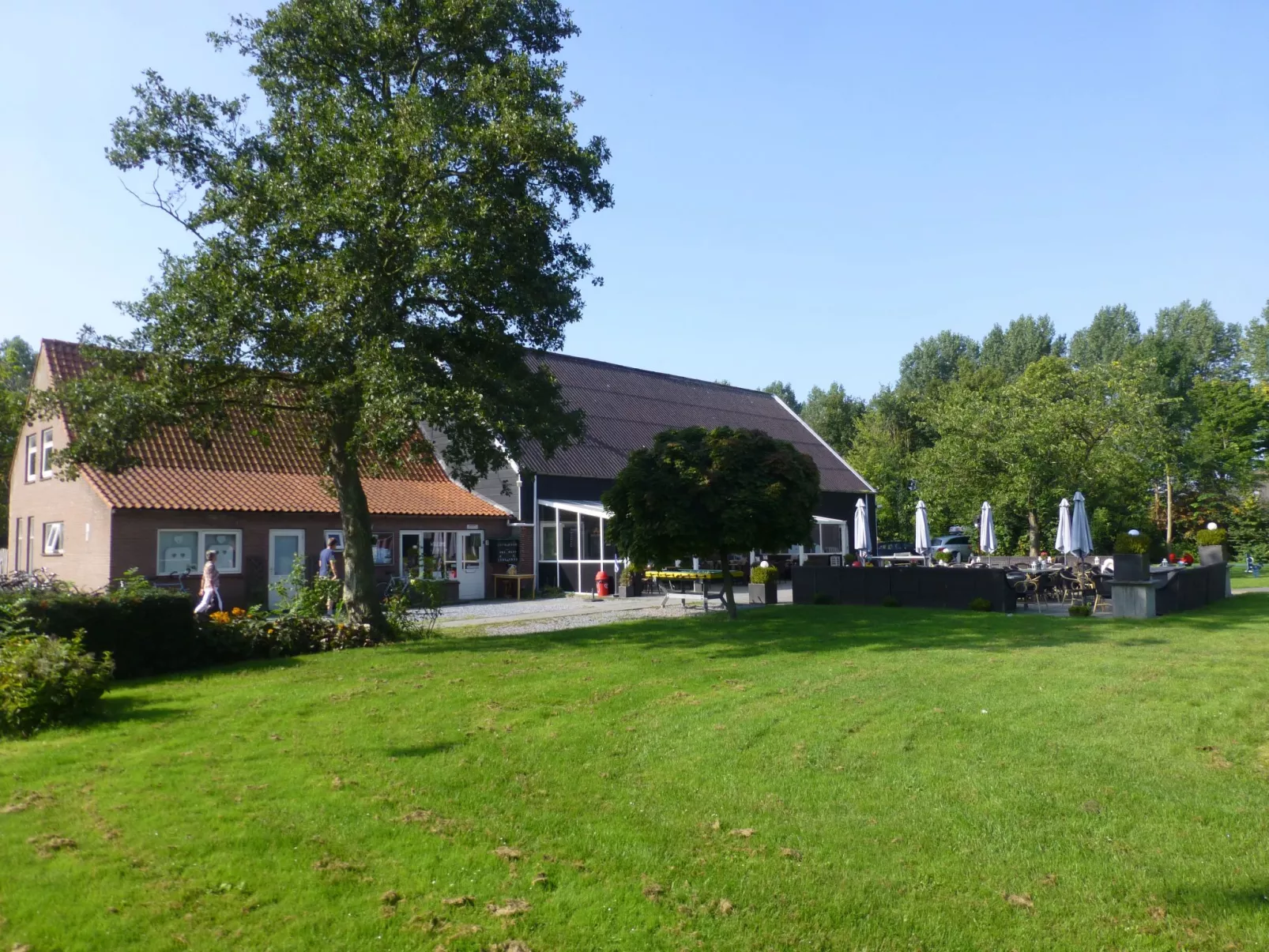 Neuer schöner Bungalow-Outside