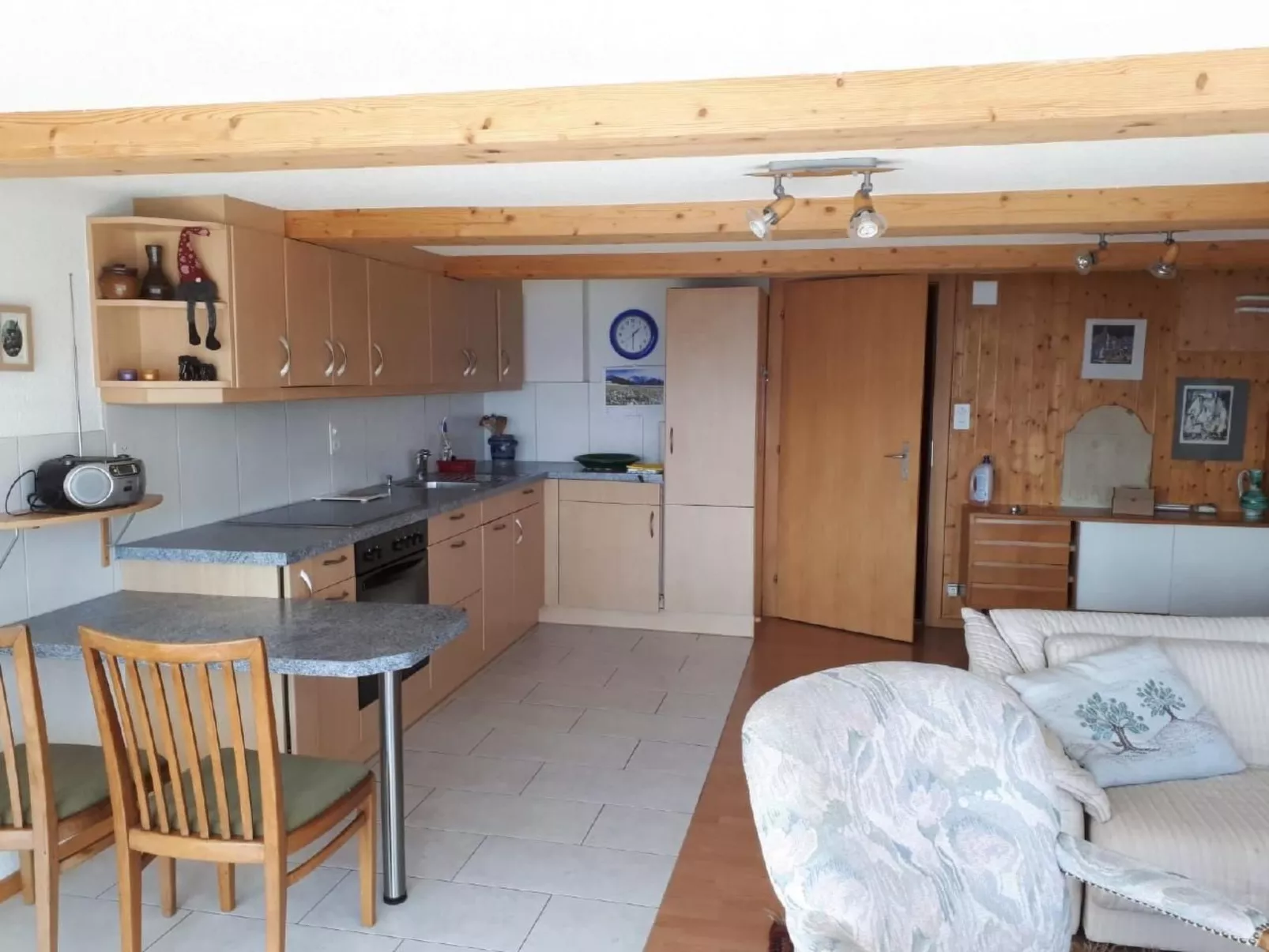 Berg- und Seeblick-Drinnen