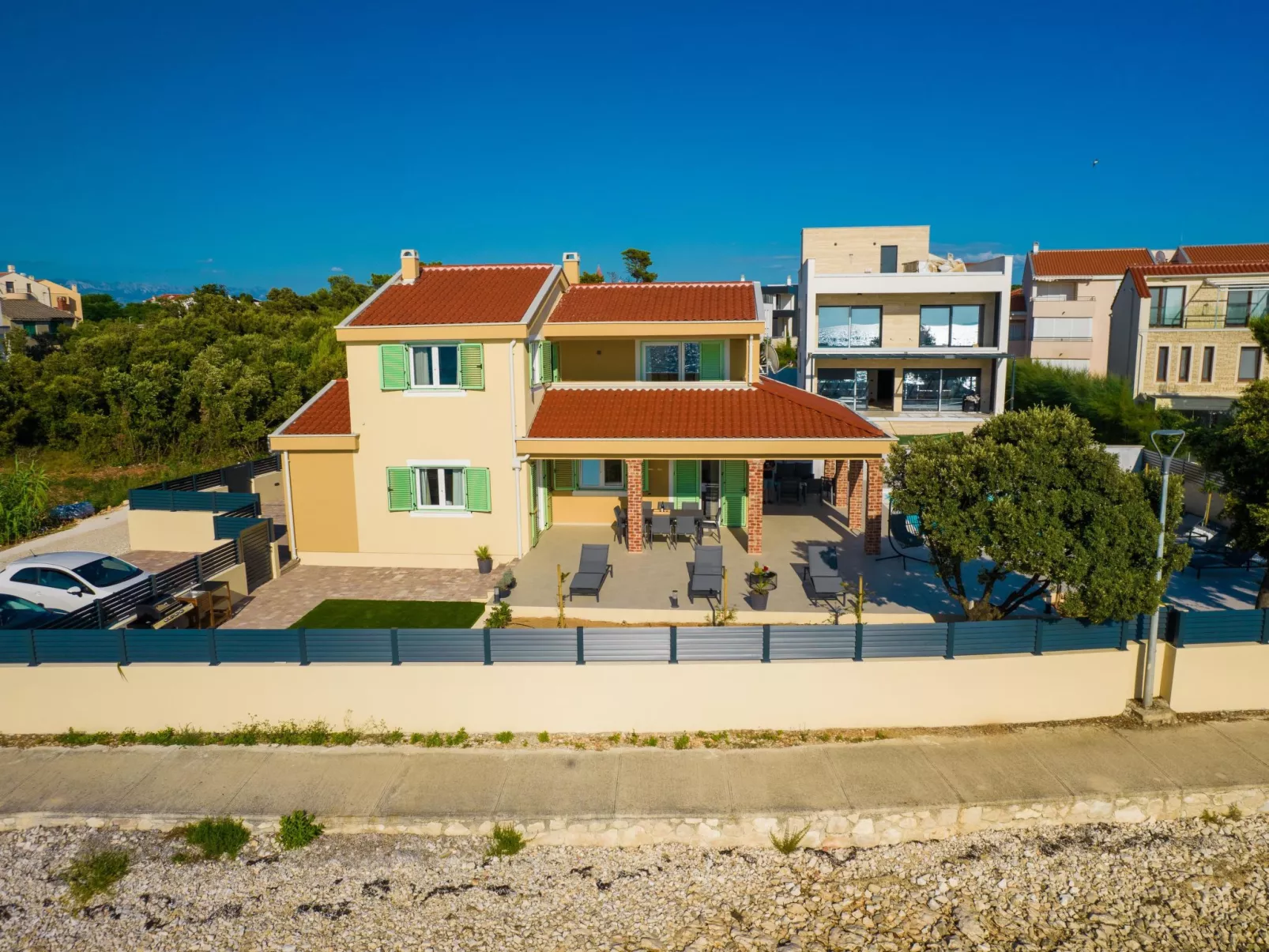 Luxuriöse Villa direkt am Meer - Agentur TA Leut-Draußen