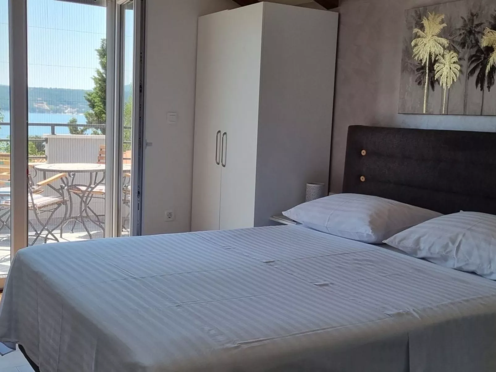 Villa mit beheiztem Pool mit Meerblick - TA Leut Agency-Inside