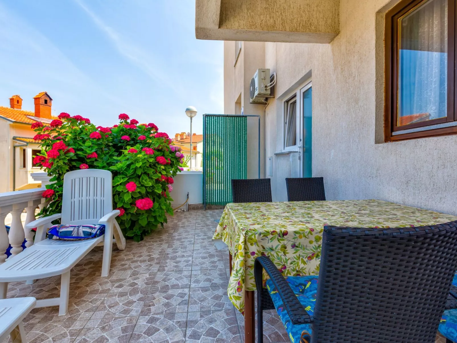 Tolles Appartement Meri 3 mit Grill und Garten-Inside