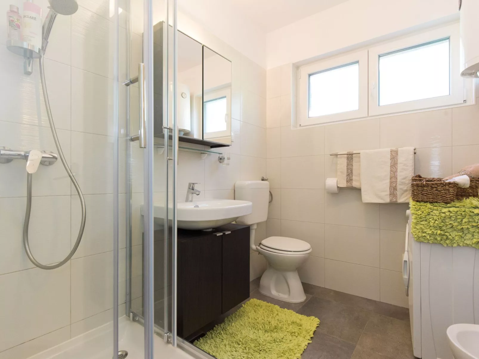 Wohnung "Villa Karmen" direkt am Strand-Drinnen