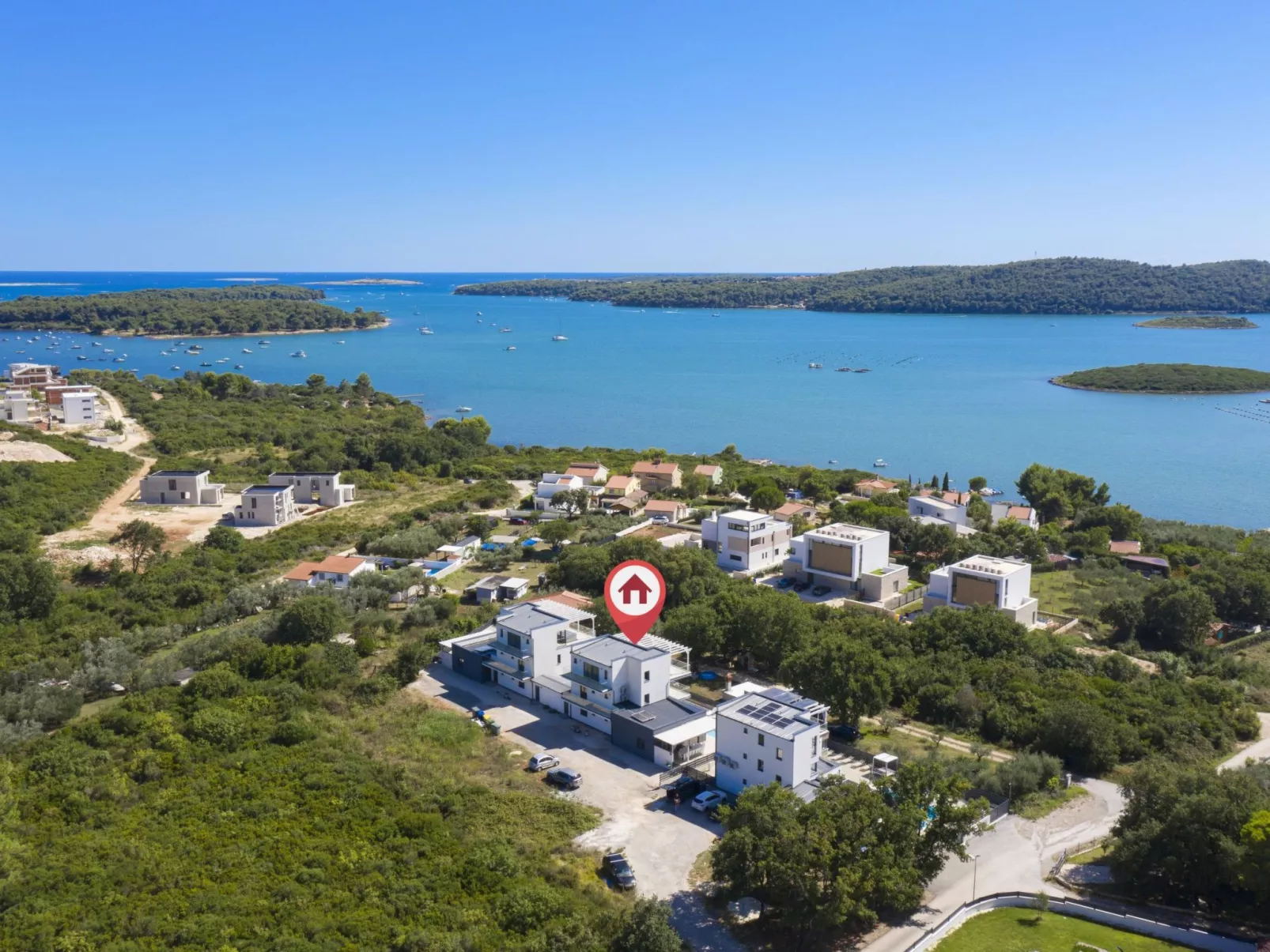 Villa Sole am Meer mit Pool, Sauna, Whirlpool-Draußen