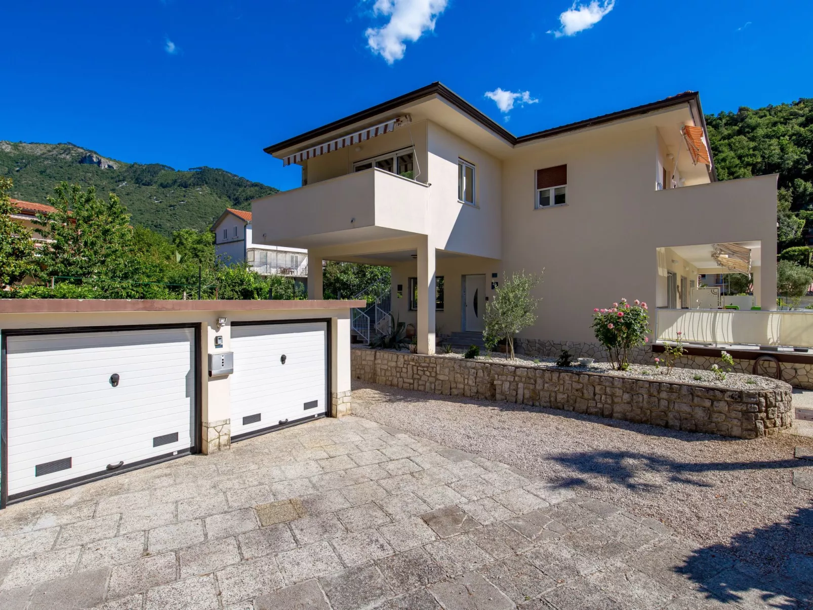 Wohnung "Zwillingsterrassen Gartenwohnung"-Draußen