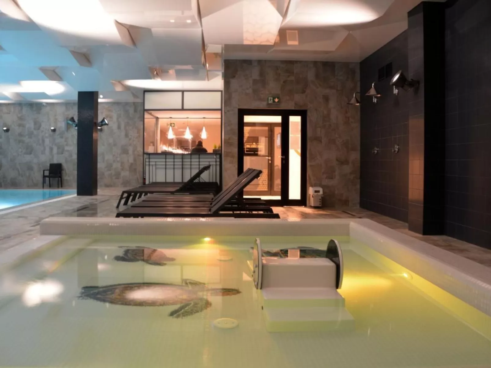 Penthouse direkt am Strand mit Meerblick-Outside