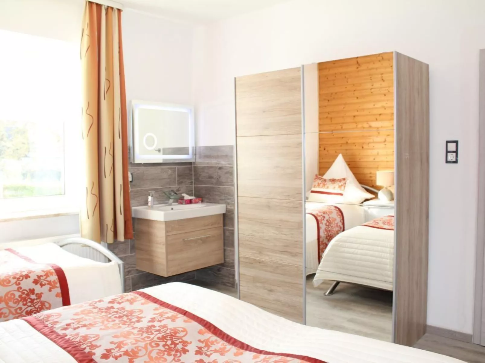 Modernes Ferienhaus in Daun-Inside