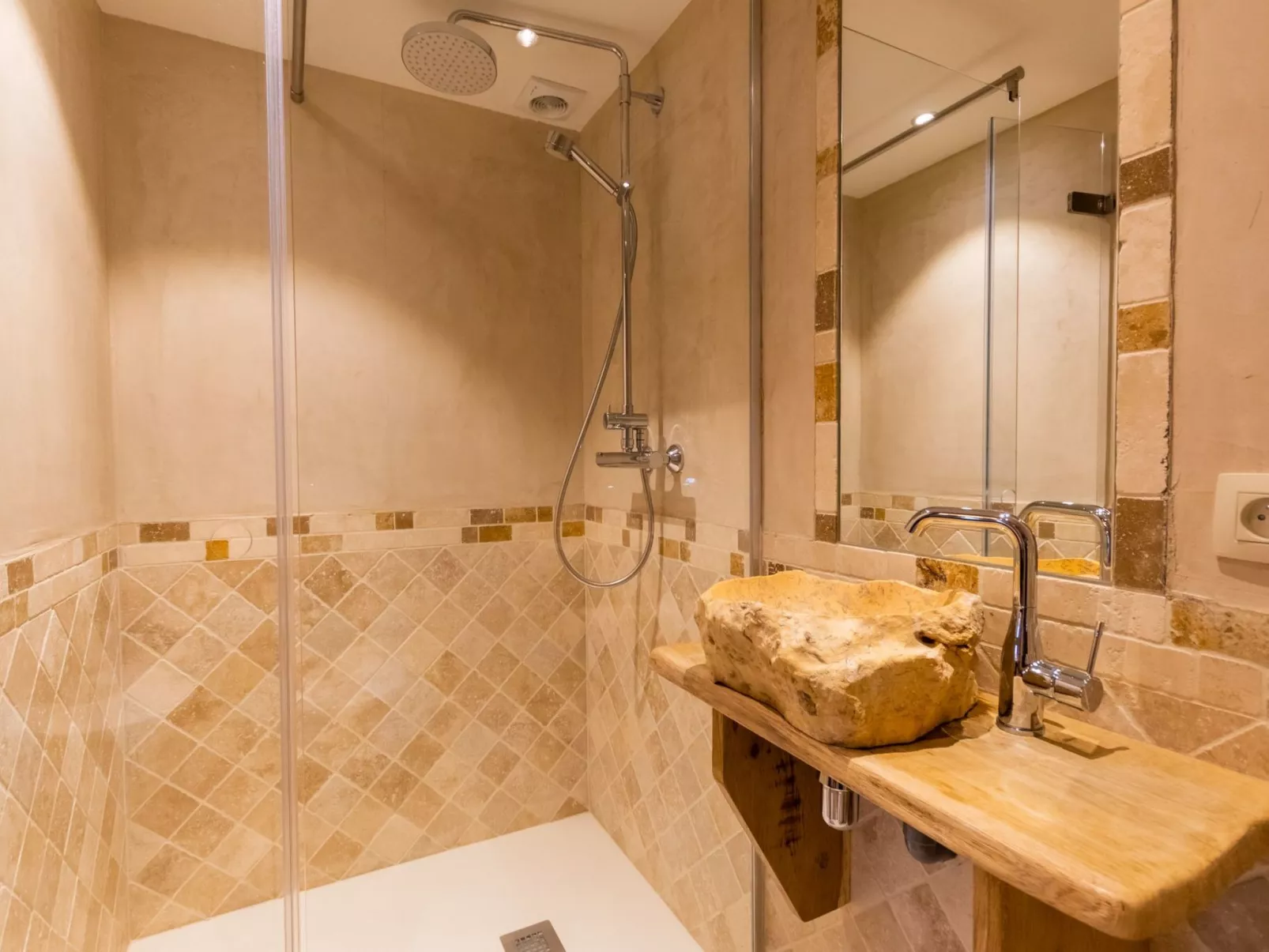 Villa "Belle Rose" Wellness 10 pers-Inside