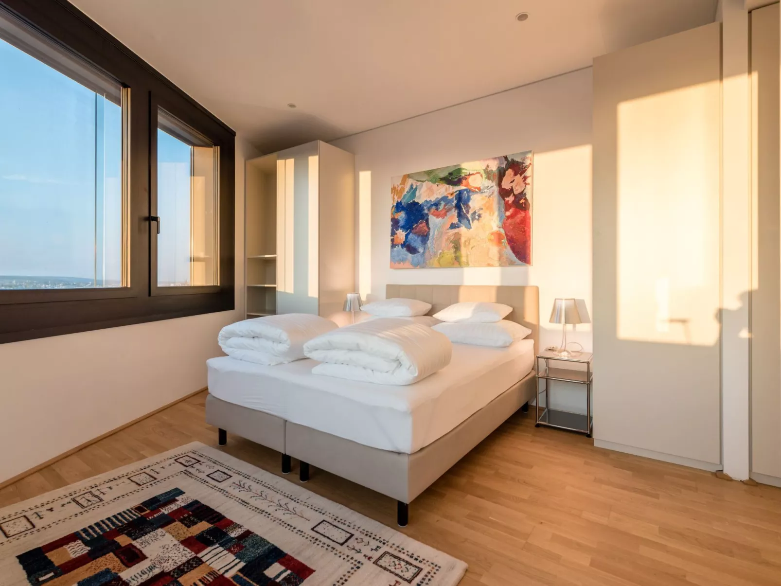 Skyflats Hills View-Inside