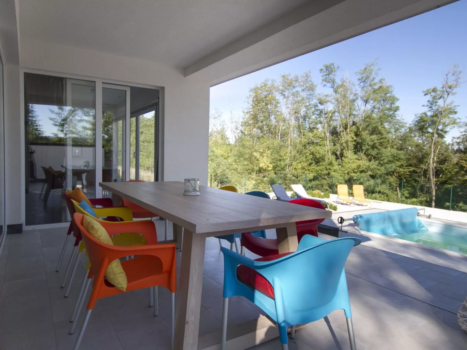 Villa mit Pool-Outside