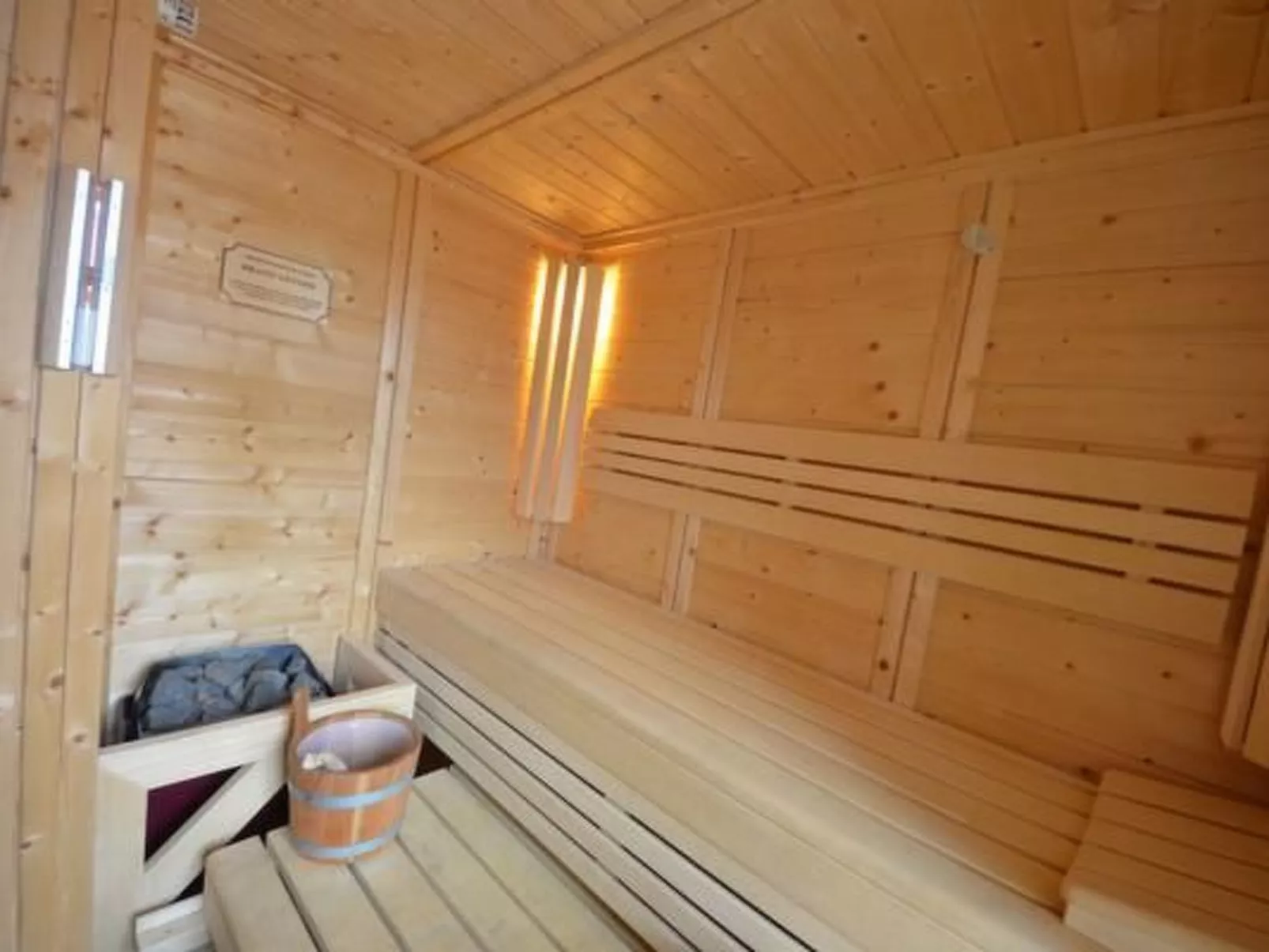 Bel Air in Gager mit Grill und Sauna-Dedans