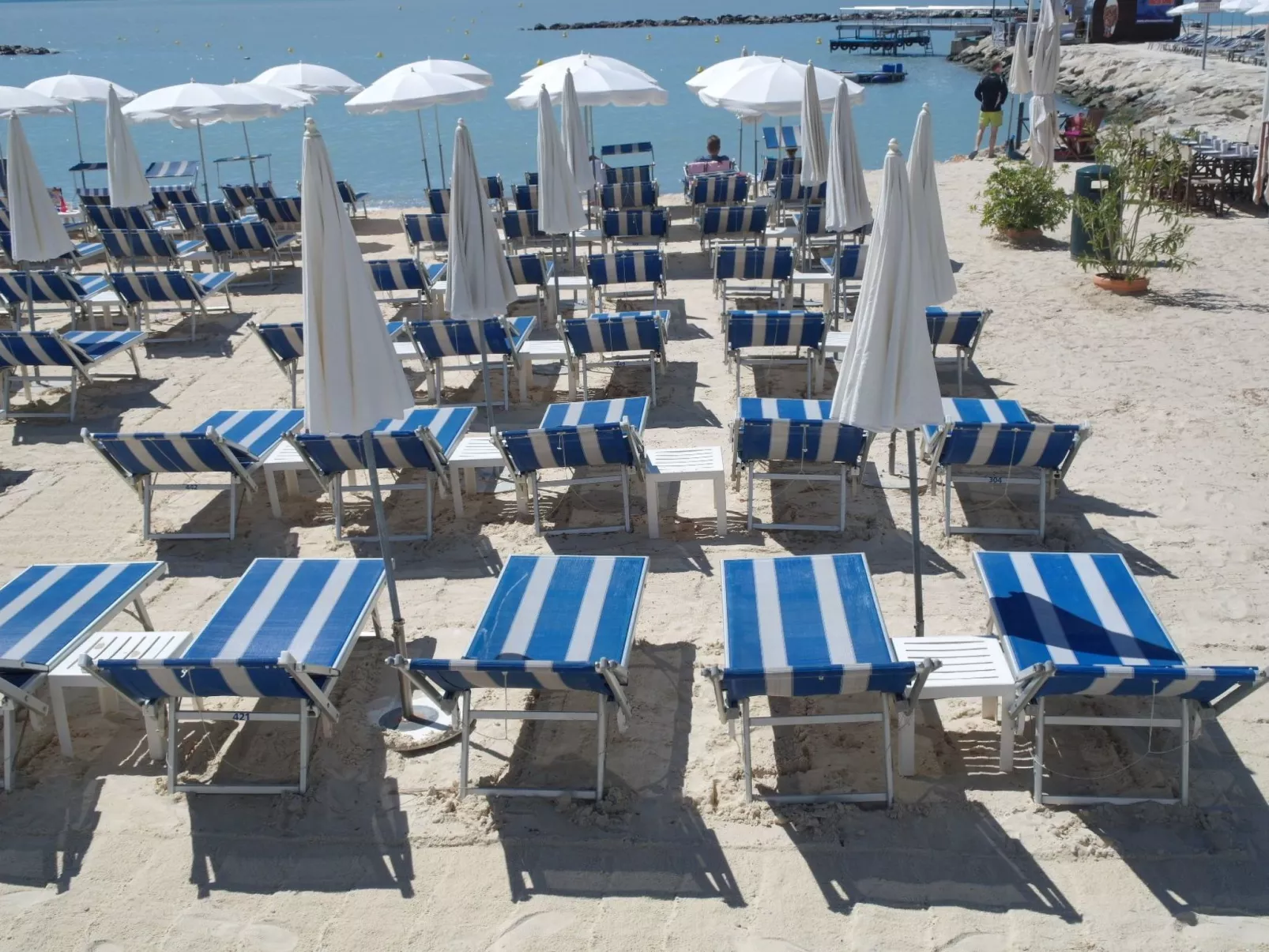 Mit privatem Garten und Terrasse-Dehors