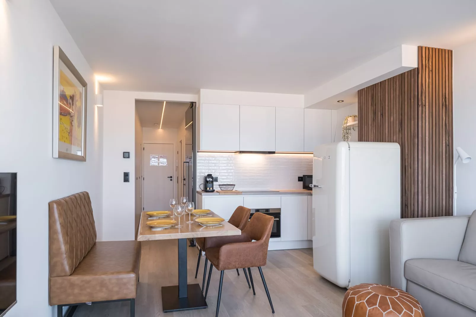 Exception 0103-Dining room