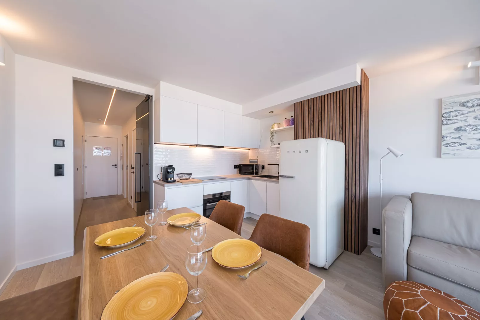 Exception 0103-Dining room