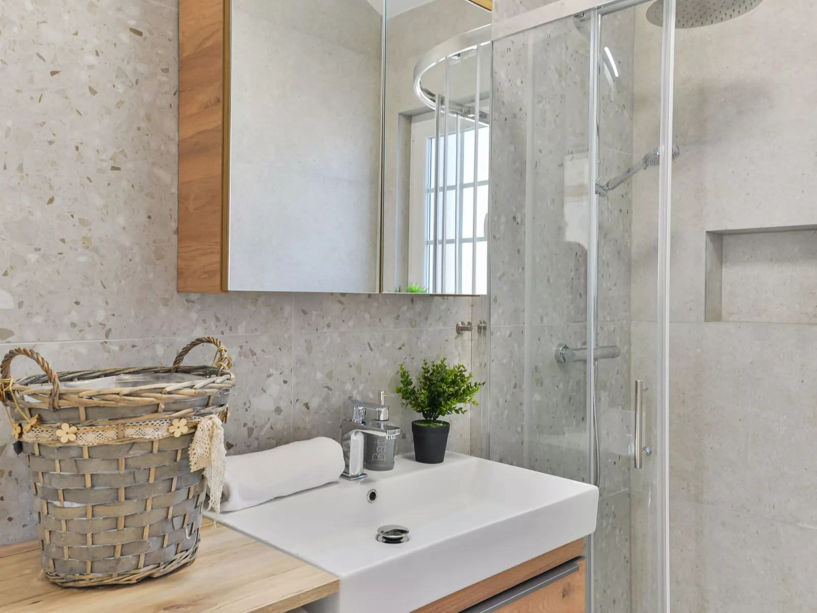 Villa Karin mit beheiztem Pool - Agentur TA Leut-Inside