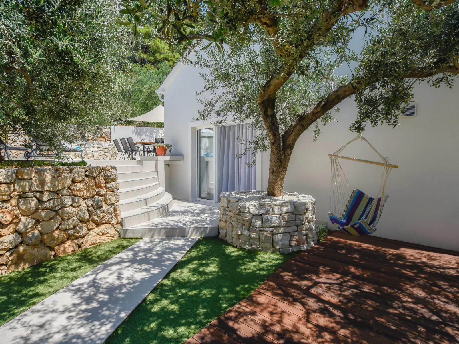 3 Schlafzimmer Villa mit beheiztem Pool und Meerblick-Outside