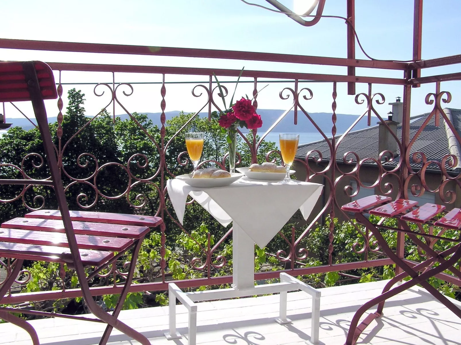 Holiday House Jure-Outside