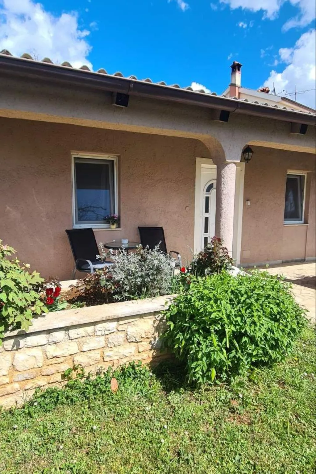 Wohnung "Eric" mit Garten, Grill und Terrasse-Dehors