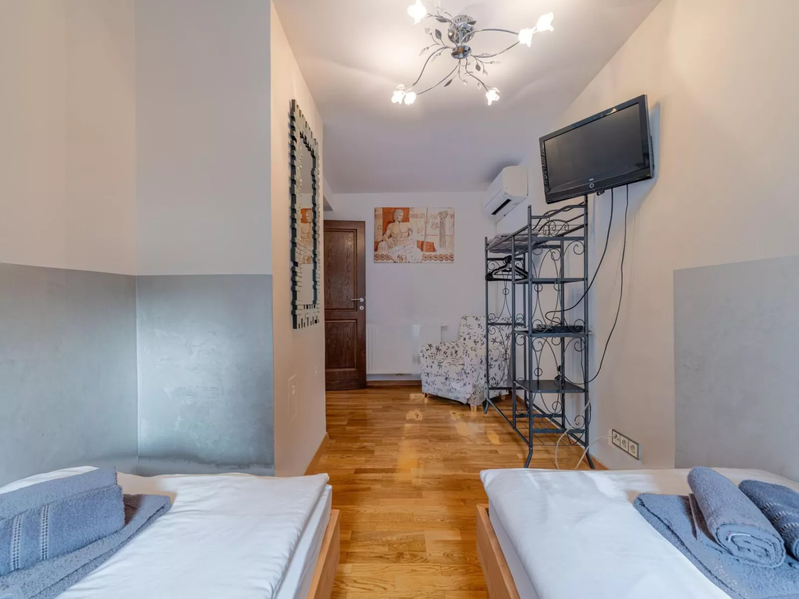 Villa Suzanne-Inside