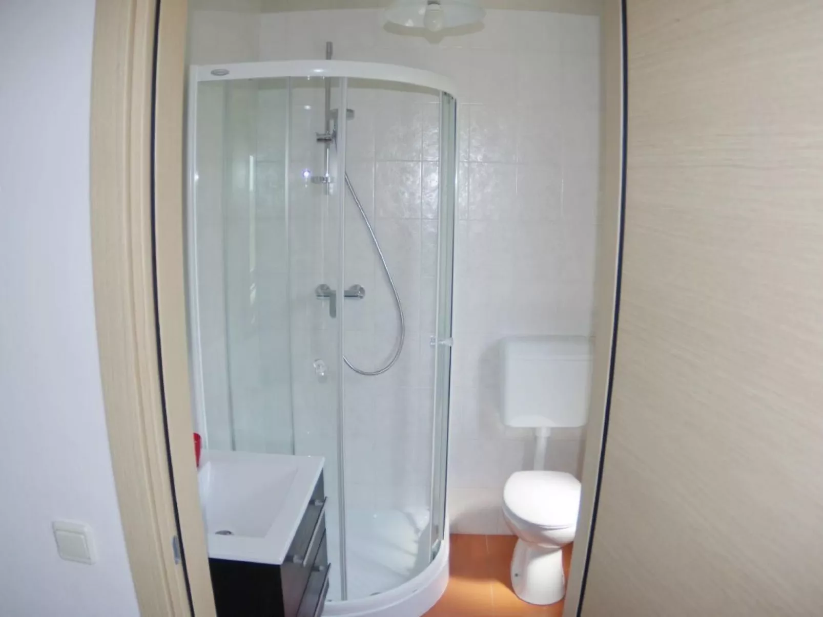 Mit privatem Pool in Vinkuran-Dedans