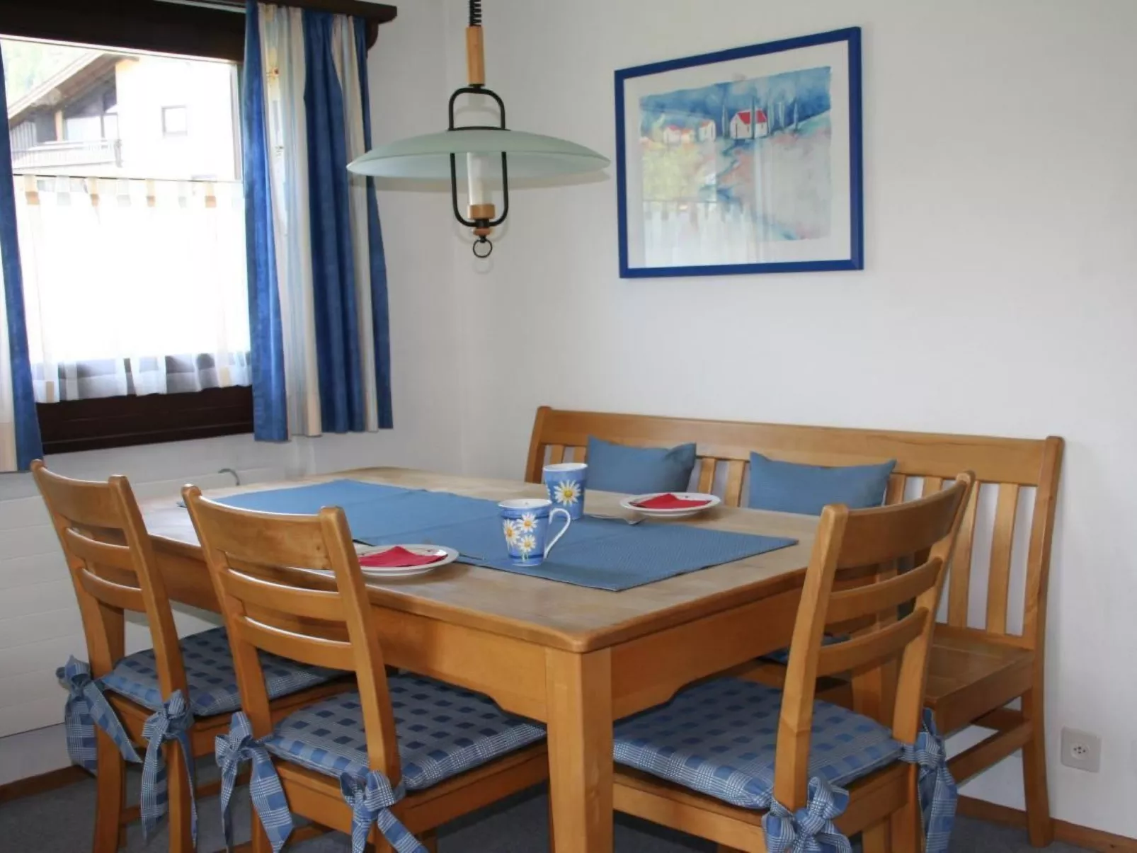 Chesa Arettas-Inside