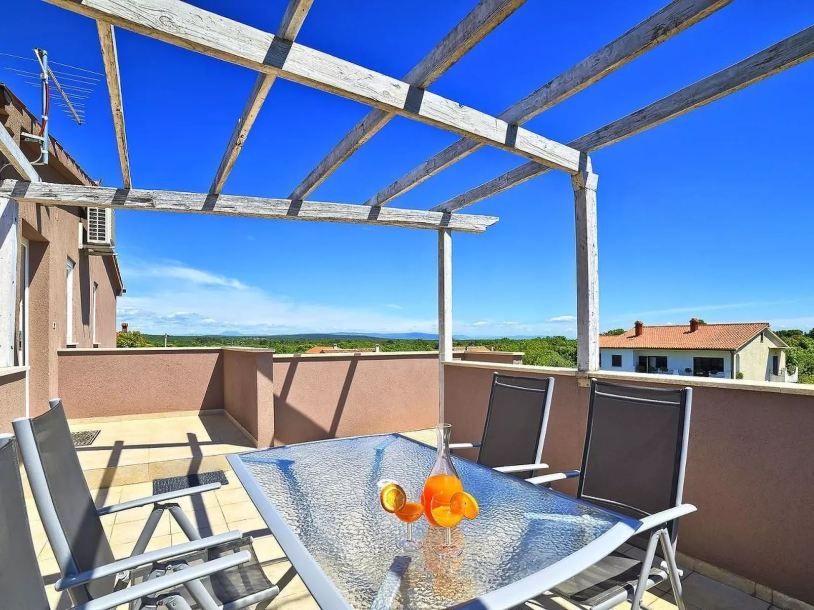 Ferienvilla 'Villa Nikolina' mit privatem Pool-Dedans