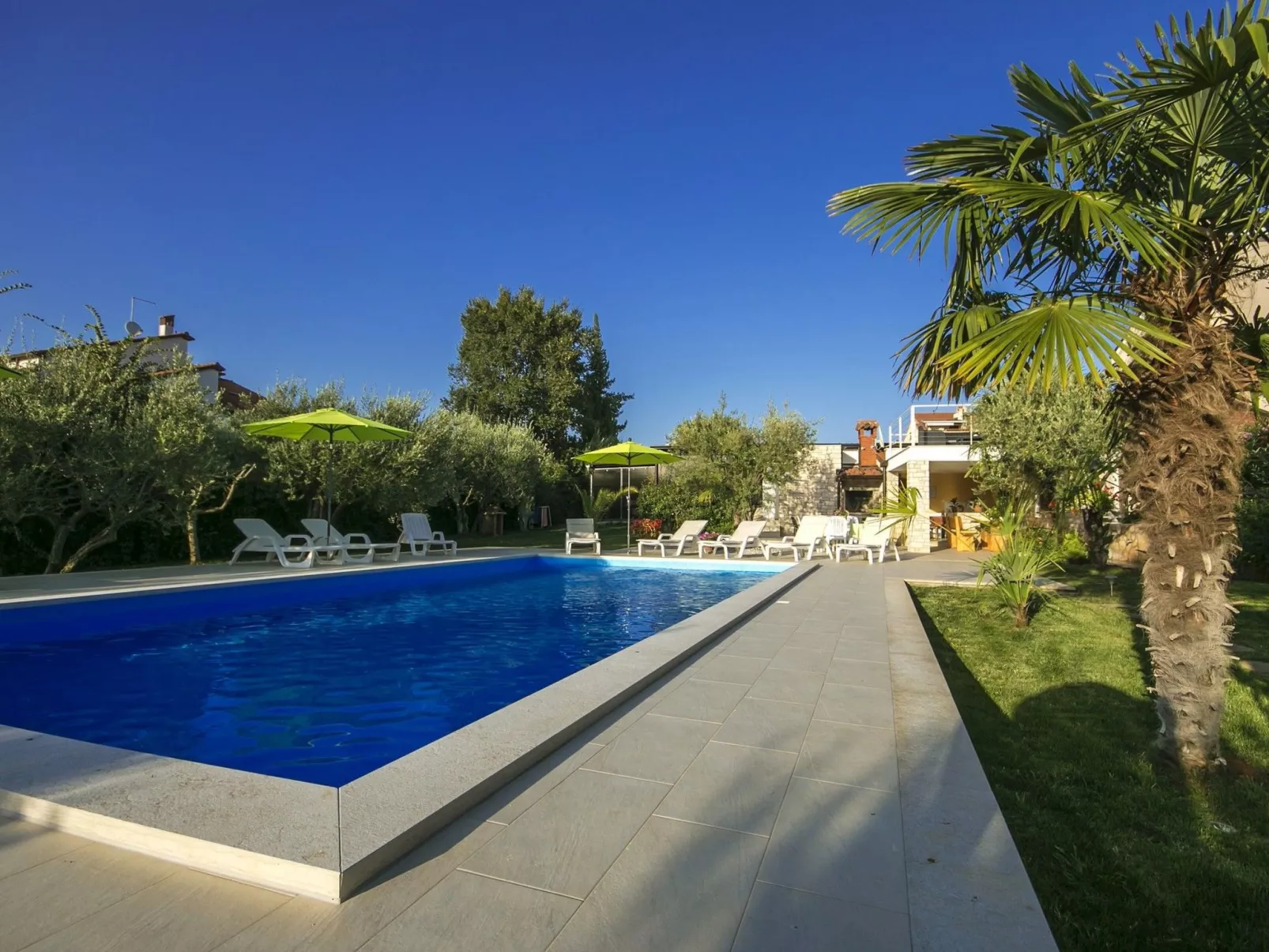 Residence Livija 1-Draußen