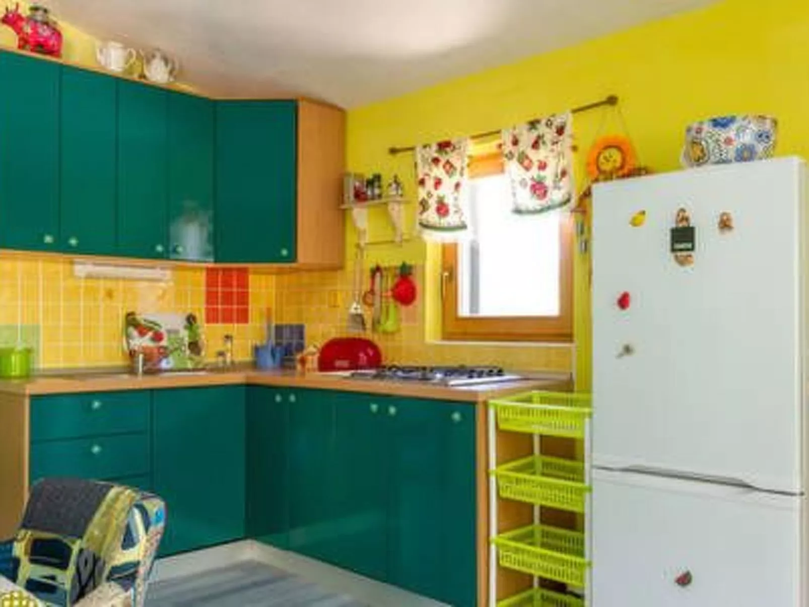 Hütte mit Garten, Grill und Terrasse-Inside