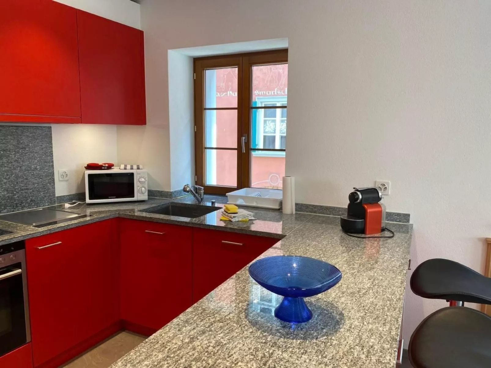 Chesa Robinson 4-Inside