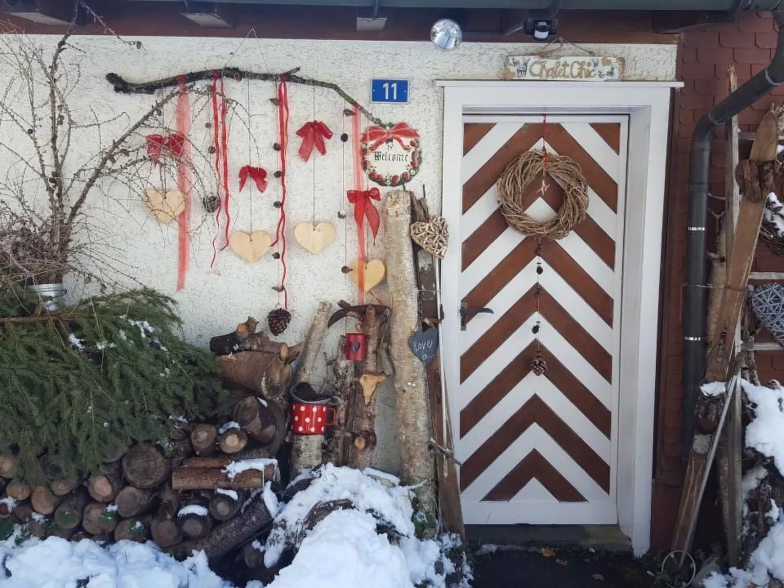 Chalet Chic+Hot Pot-Dedans