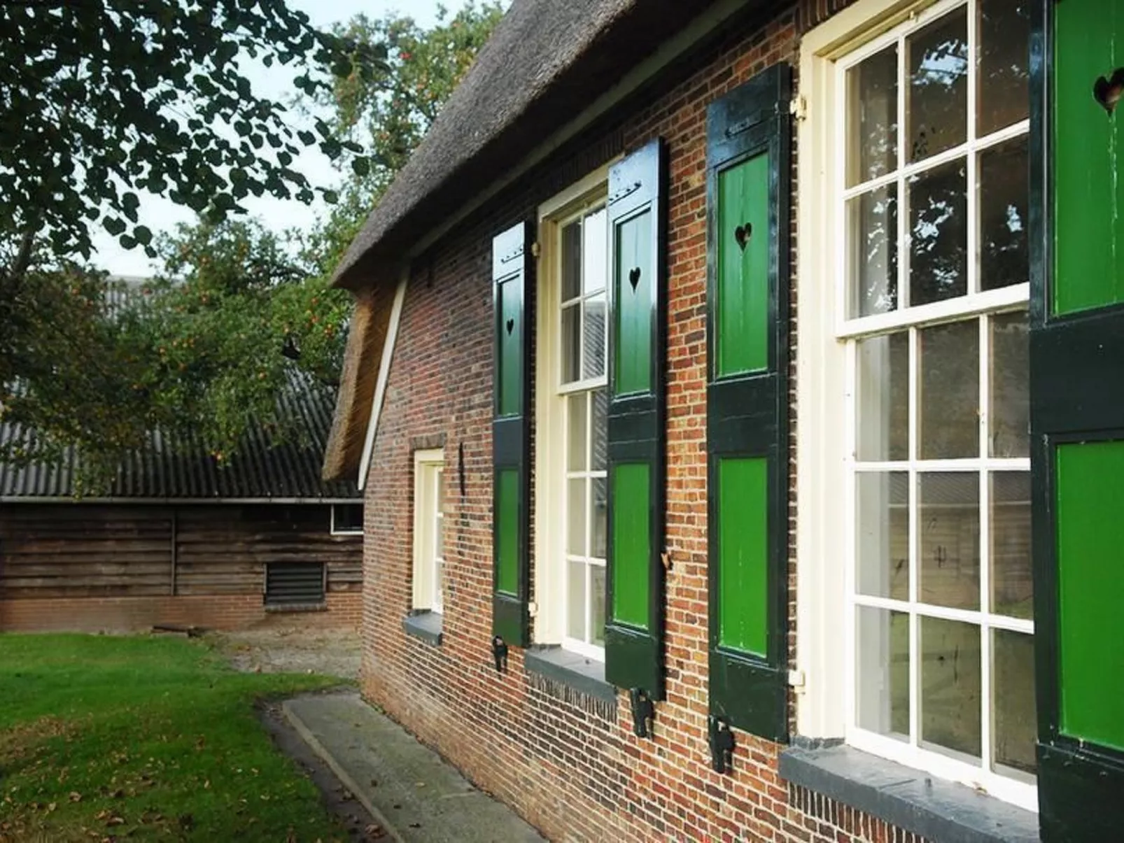 Fachwerkhaus "Das Reggestee" auf dem Bauernhof-Dehors