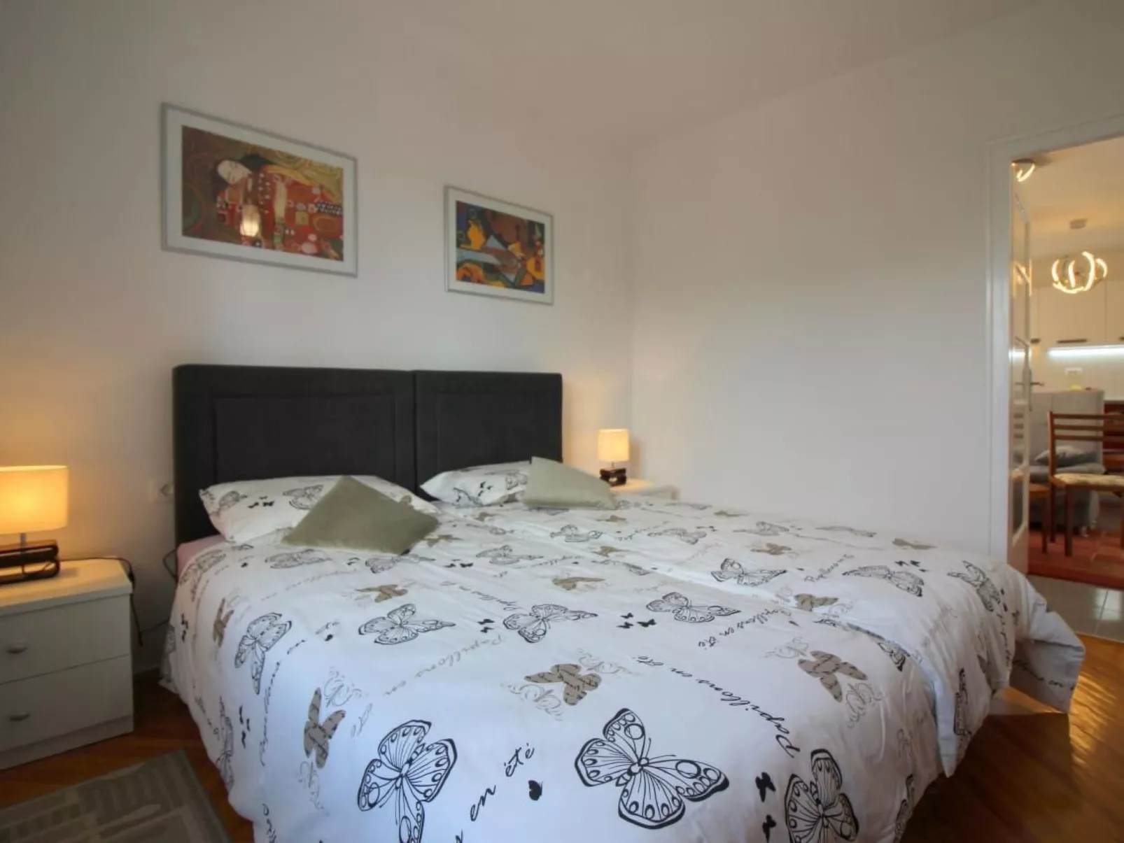 Agata-Image-tags.info