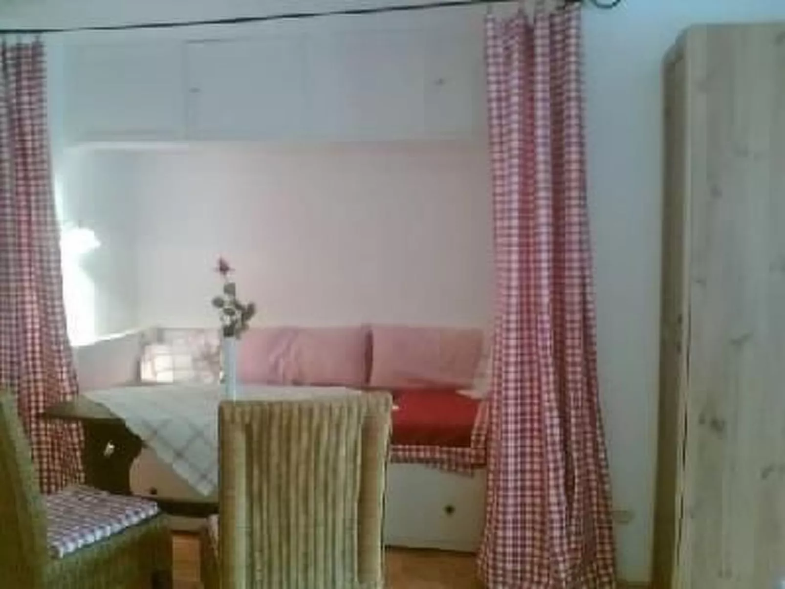 Falkenhorst Wh 19-Drinnen