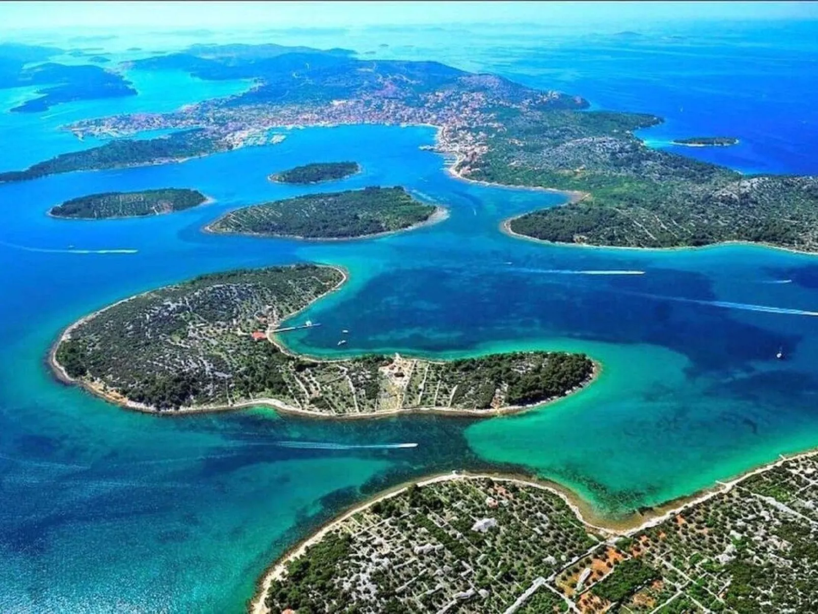 4-Schlafzimmer-Wohnung mit privatem Pool-Inside