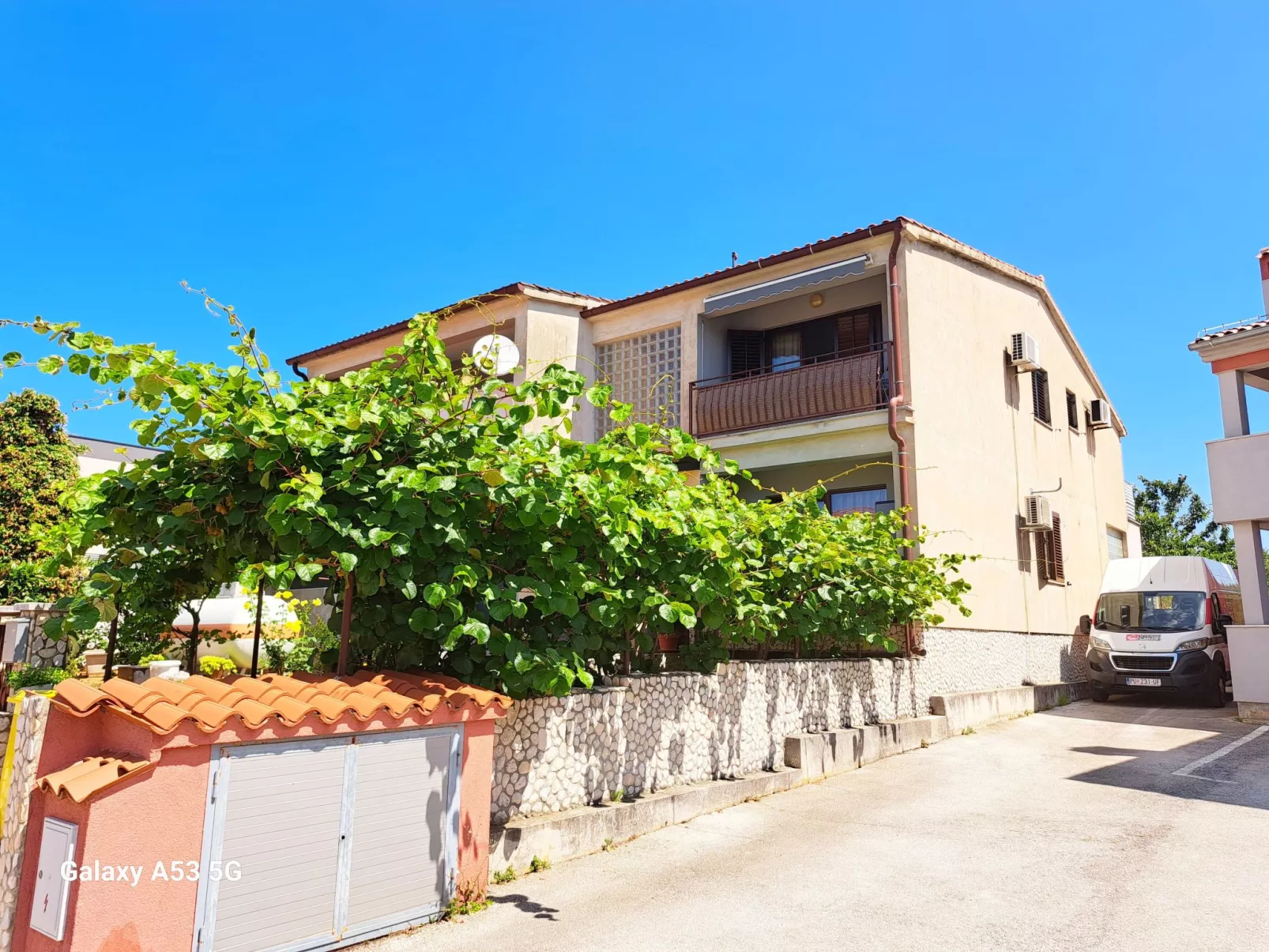 "Apartment Kate" mit Terrasse-Dedans