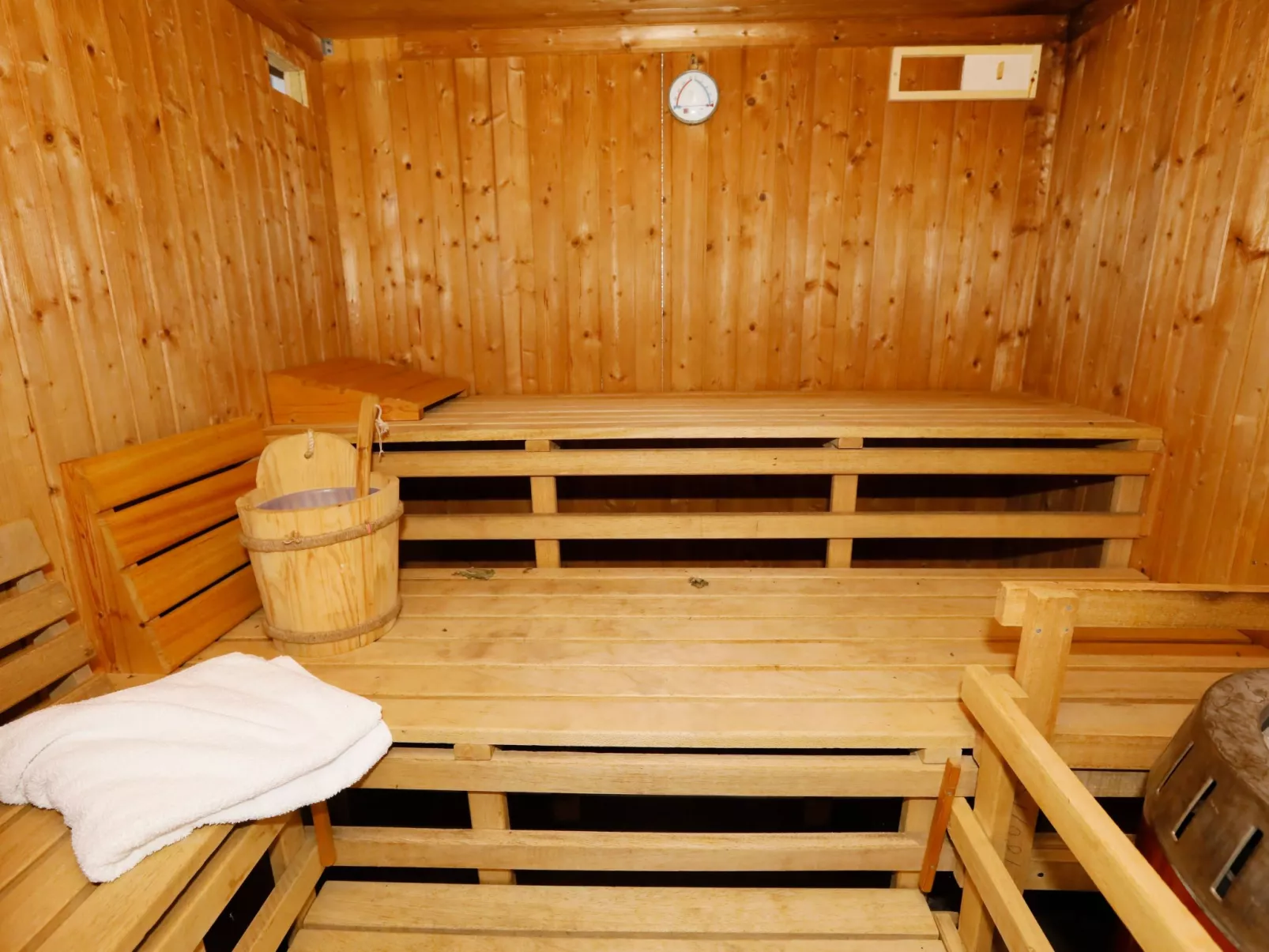 Fachwerkhaus mit Jacuzzi-Dedans