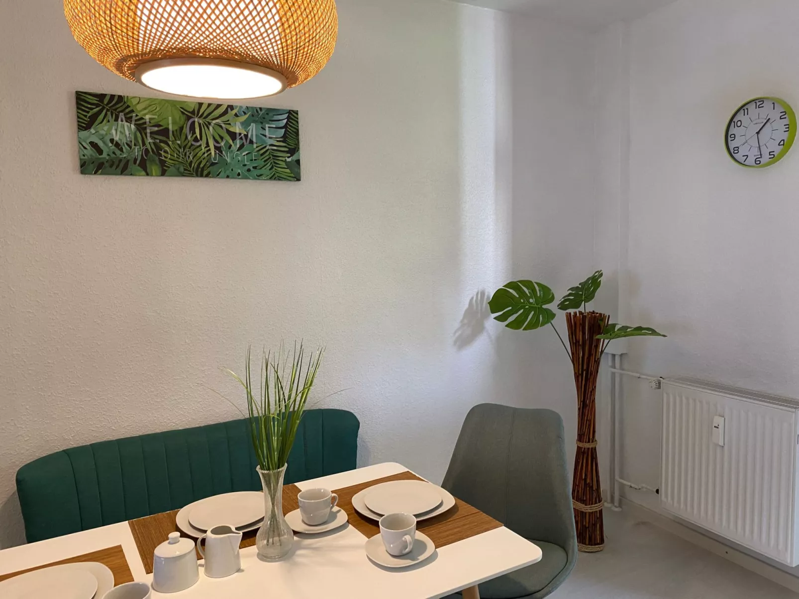 Grüne Oase neben Duisburg Hbf-Inside