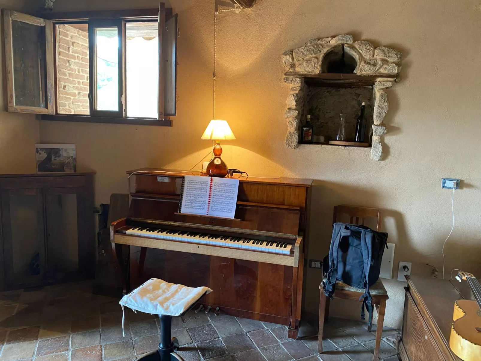 Großes Studio mit Terrasse mit Meerblick-Drinnen