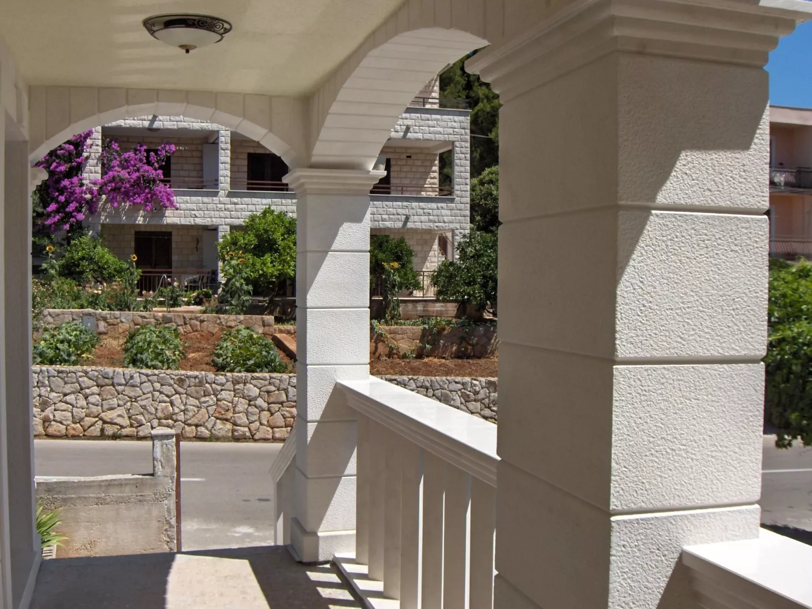 In Stari Grad-Draußen