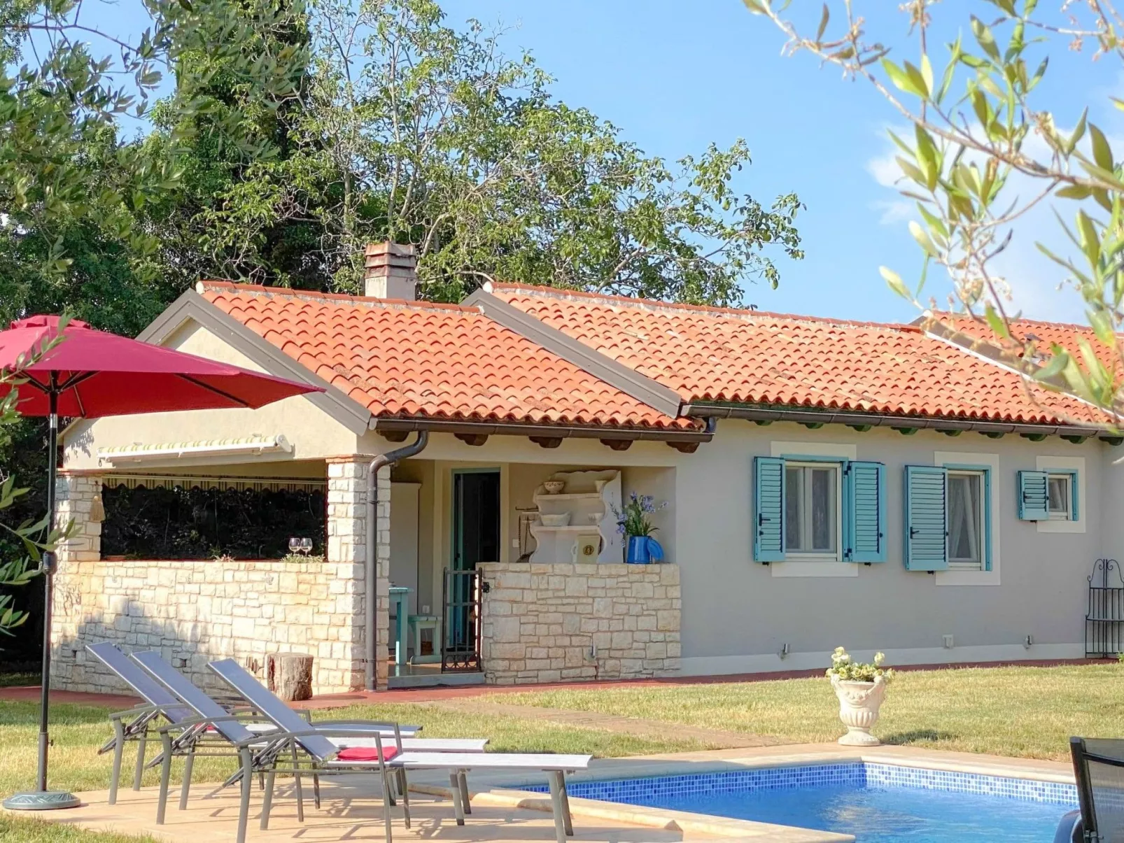 Villa Romana mit Pool-Draußen