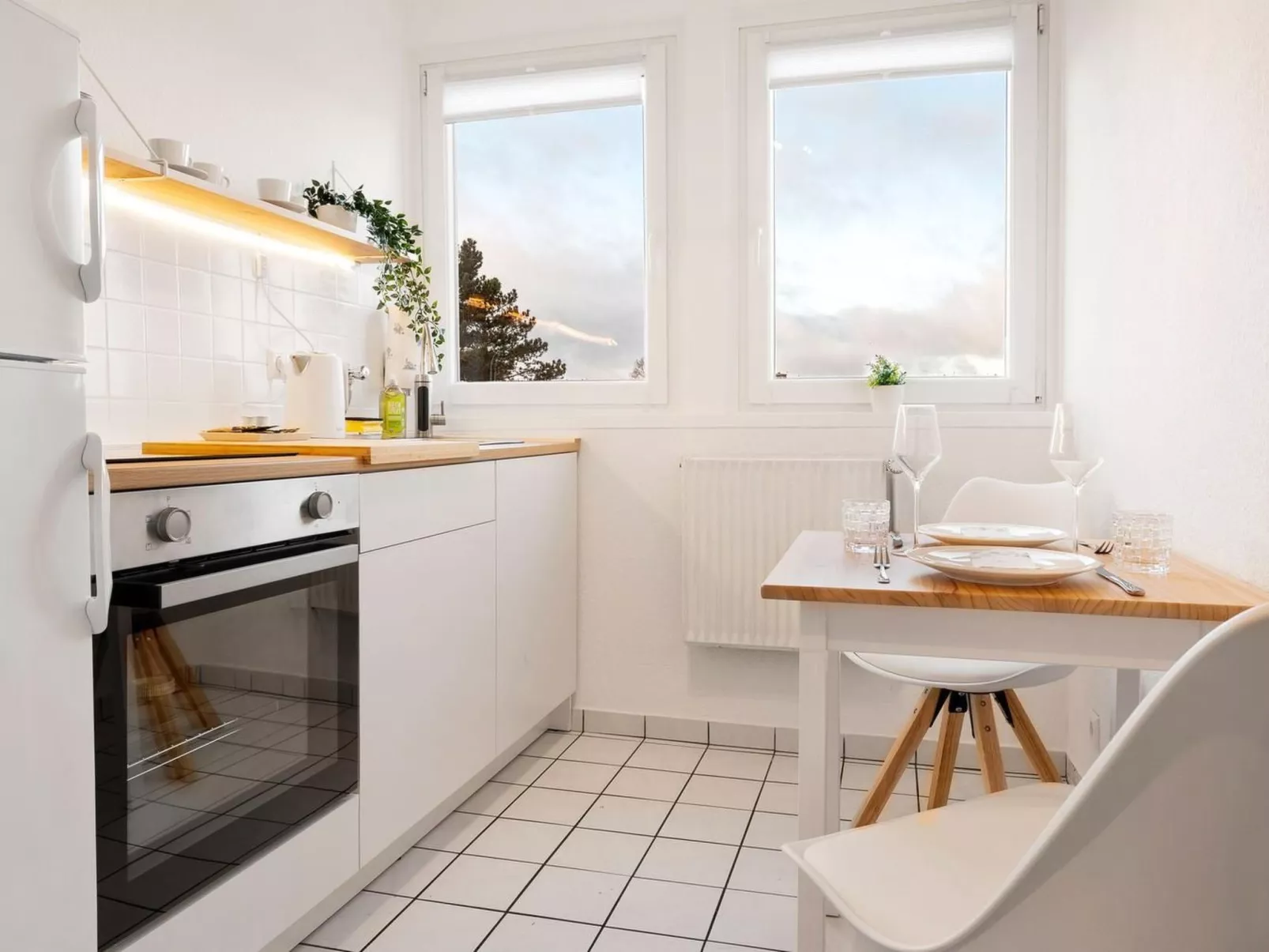 Apartment nähe A1 und Mercedes-Dedans