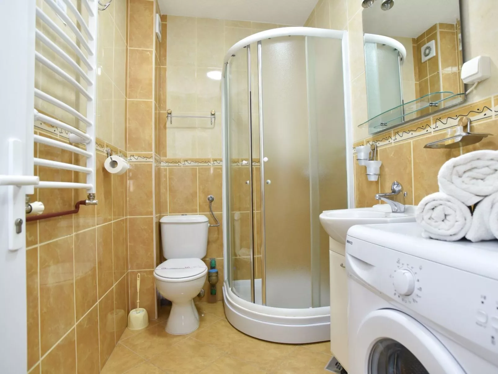 Studio mit Balkon-Image-tags.info