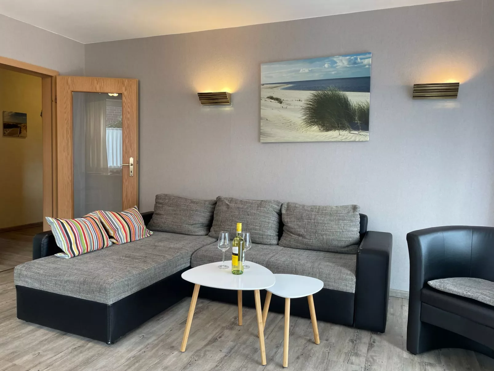 Helle Erdgeschosswohnung mit sonniger Terrasse-Inside