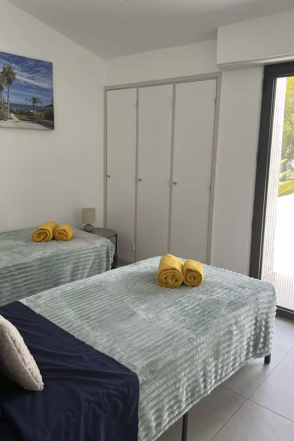 Unknown Accommodation-Dedans