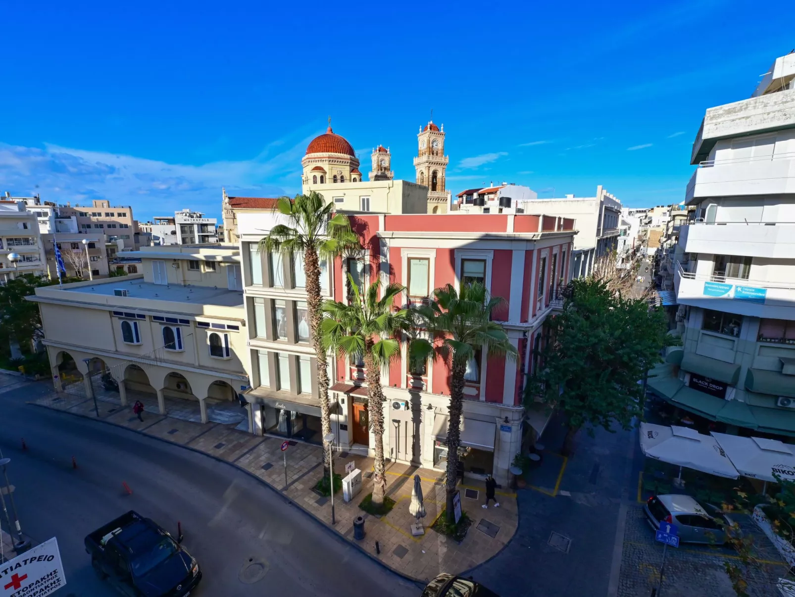 Royal Blue Central House "by Checkin"-Dedans